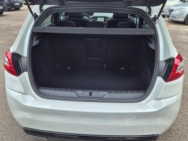 Peugeot 308 image 3