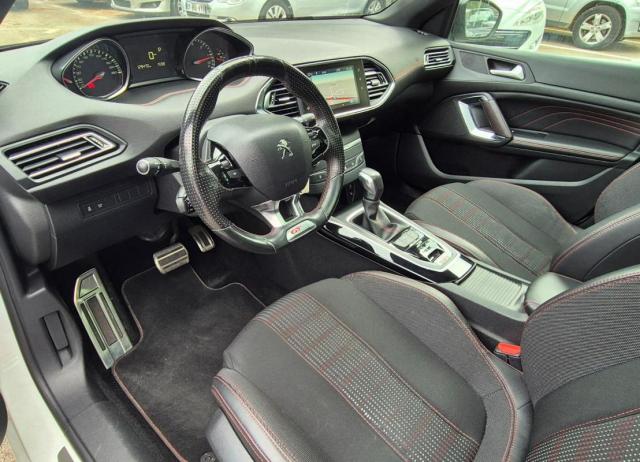 Peugeot 308 image 9