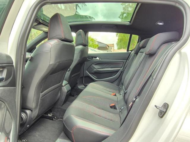 Peugeot 308 image 8