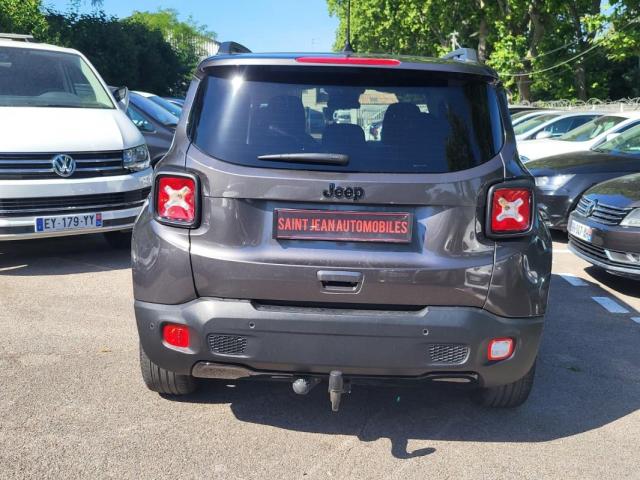 Jeep Renegade image 8