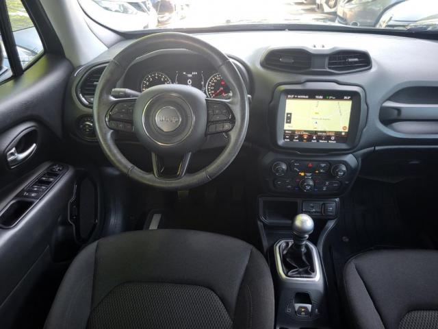 Jeep Renegade image 6