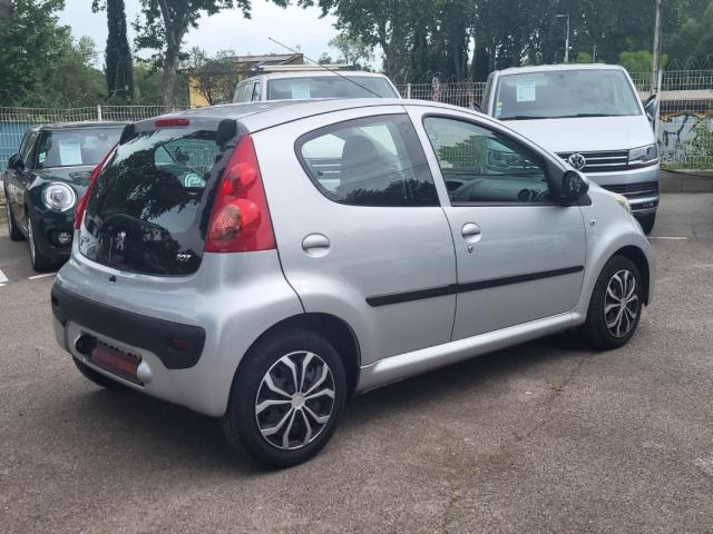 Peugeot 107 image 1