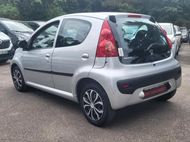 Peugeot 107 image 9