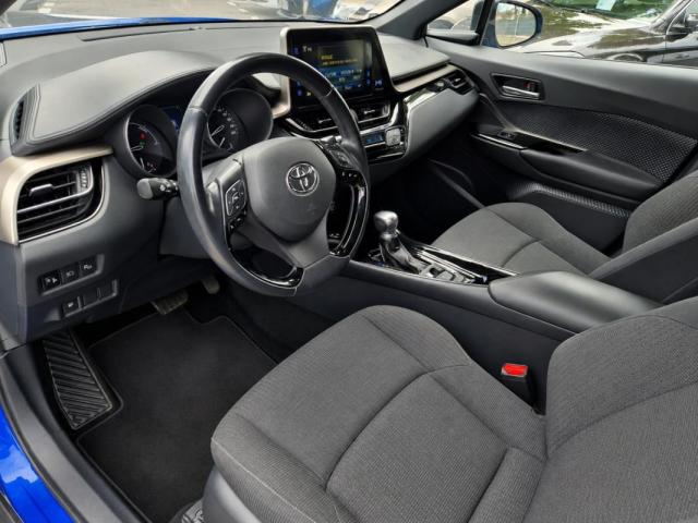 Toyota C-Hr image 3