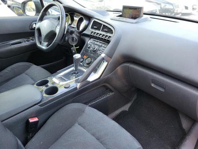 Peugeot 3008 image 3