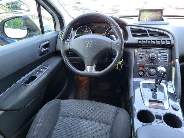 Peugeot 3008 image 2