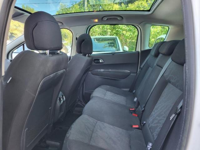 Peugeot 3008 image 9