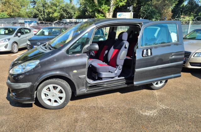Peugeot 1007 image 4
