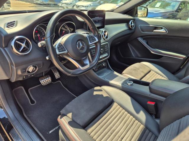 Mercedes Benz Gla image 2