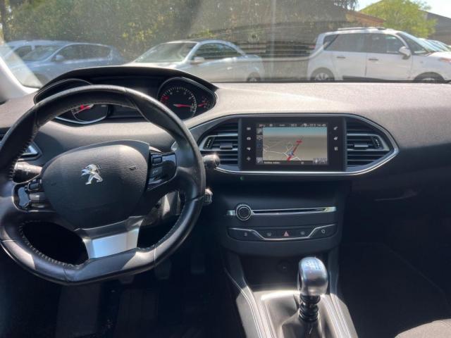 Peugeot 308 image 9