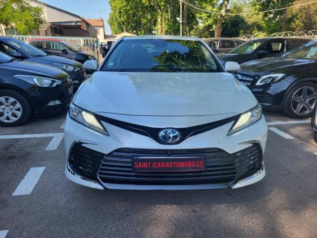 Toyota Camry image 1