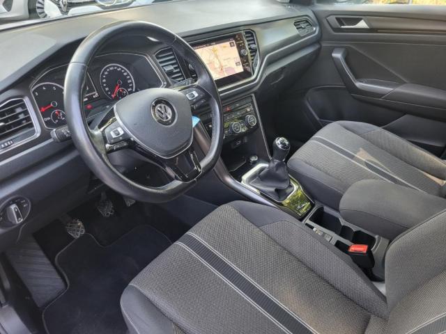 Volkswagen T-Roc image 9