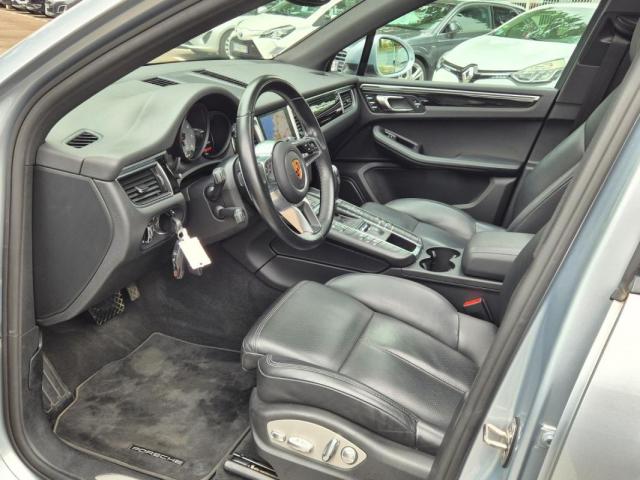 Porsche Macan image 9