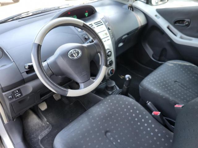 Toyota Yaris image 8
