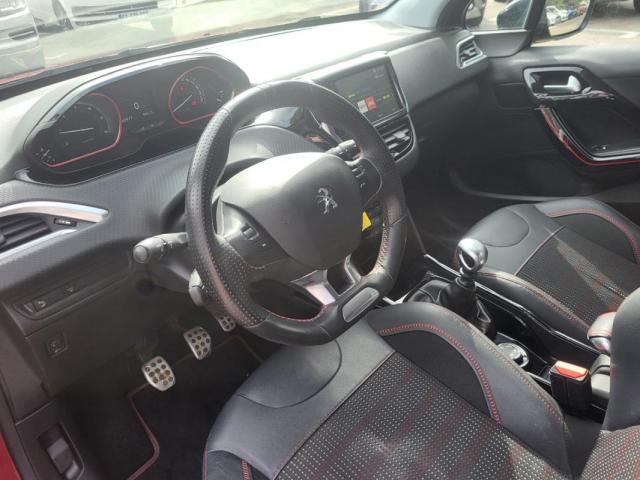 Peugeot 2008 image 5