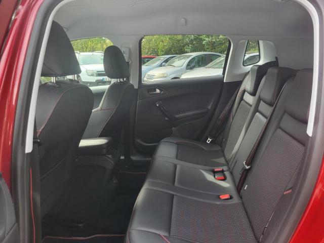 Peugeot 2008 image 6