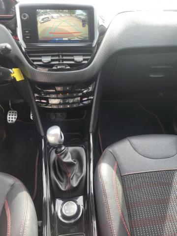 Peugeot 2008 image 1
