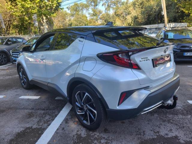 Toyota C-Hr image 8