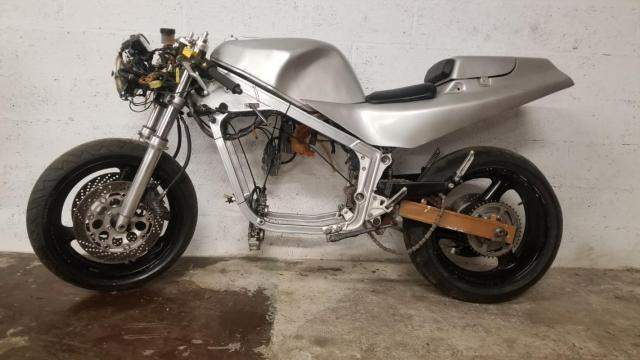 Suzuki Rg 500 Gamma Suzuki image 6