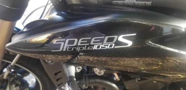 Speed Triple 1050 S Black Phantom image 4