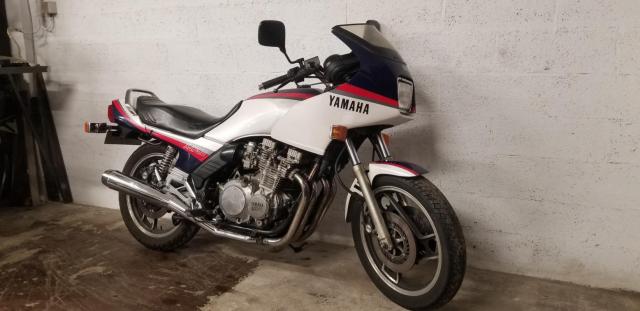 Yamaha Xj 750 Yamaha Blanc image 1