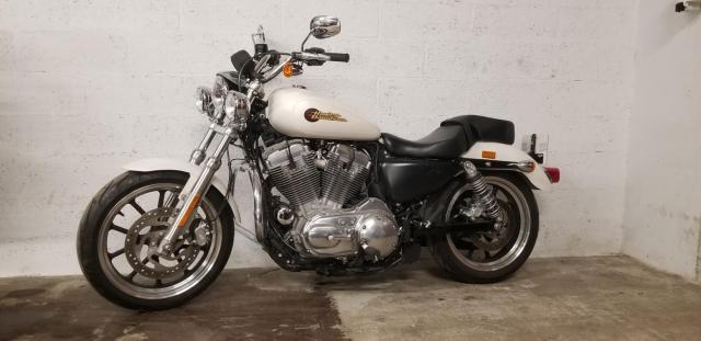 Superlow 883 Harley Davidson Blanc image 1