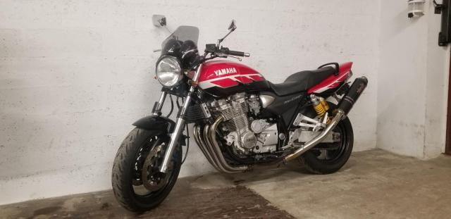 Yamaha Xjr 1300 Yamaha Rouge image 3