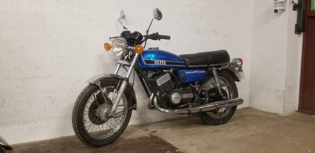Yamaha Rd 250 Yamaha Bleu image 2