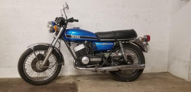 Yamaha Rd 250 Yamaha Bleu image 5