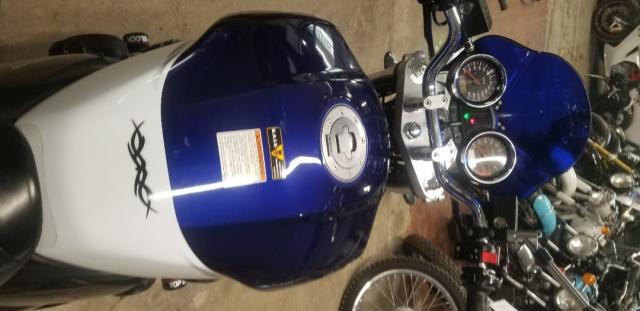 Suzuki Gsx 1400 Suzuki Bleu image 5