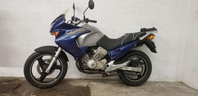 Varadero 125 Honda Bleu image 3