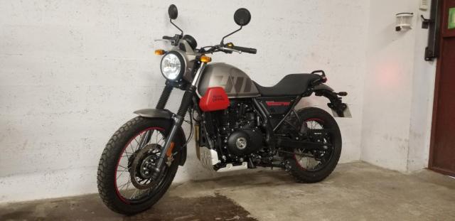Royal Enfield Himalayann 411 Royal Enfield image 3