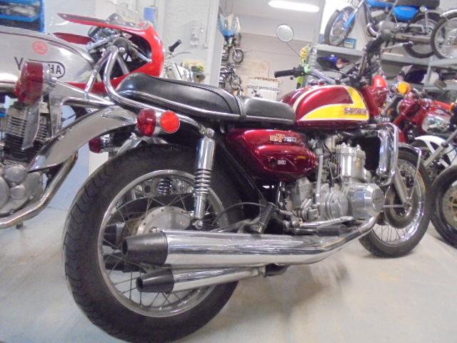 Gt 750 Us Suzuki Rouge image 4