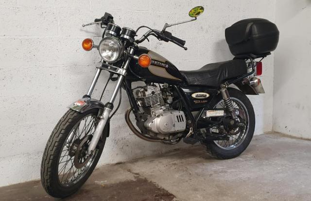 Gn 125 Suzuki Noir image 2