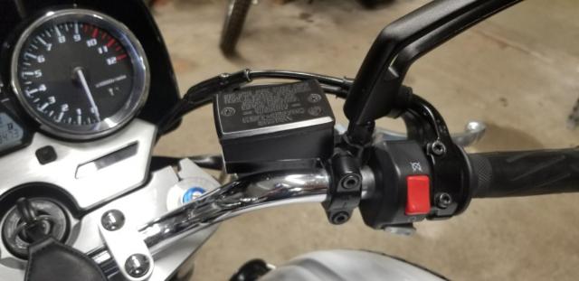 Xjr 1300 Yamaha Injection image 1