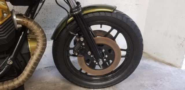 Le Mans 1000 Moto Guzzi Sp image 2