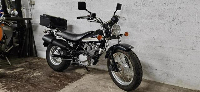 Van Van 125 Suzuki Noir image 5