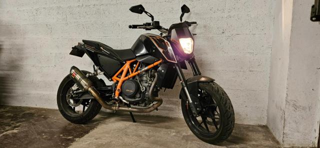 Ktm Duke 690 Ktm image 3