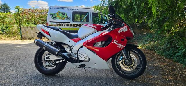 Yamaha Thunderace 1000 Yamaha Tunderace Rouge
