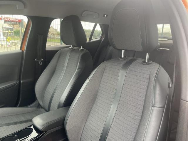 Peugeot 2008 image 4