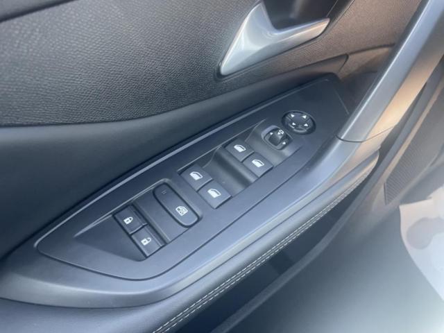 Peugeot 308 image 3