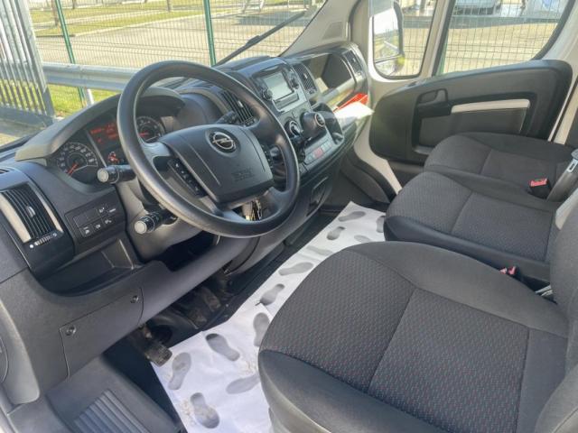 Opel Movano image 7
