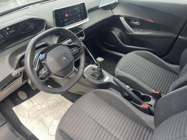 Peugeot 2008 image 4