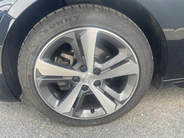 Peugeot 308 image 6
