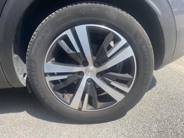 Peugeot 3008 image 1