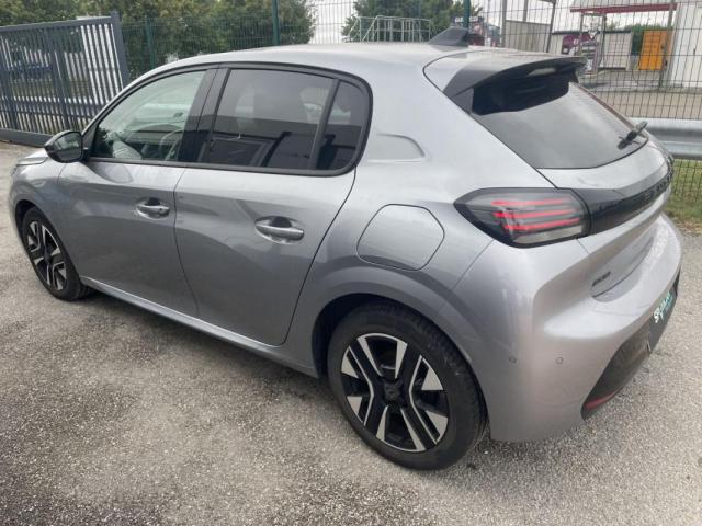 Peugeot 208 image 3