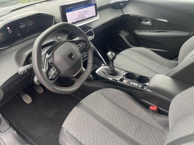 Peugeot 208 image 4