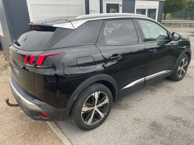 Peugeot 3008 image 3