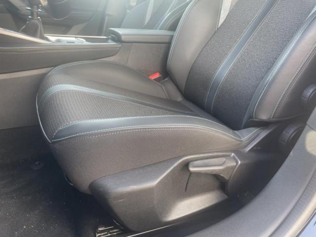 Peugeot 308 image 3