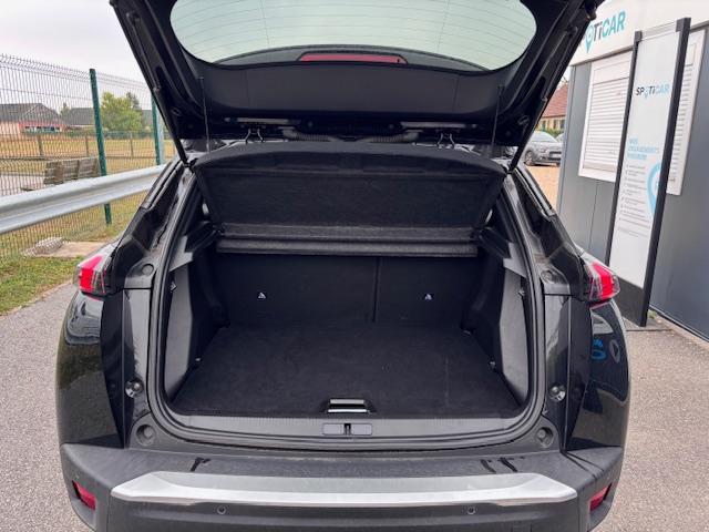Peugeot 2008 image 8